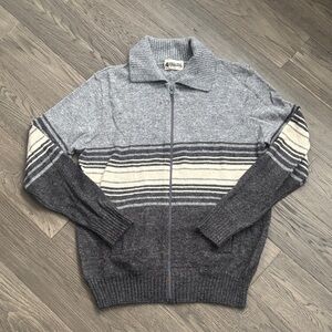 4 Wheel Drive | Vintage Grey 100% Acrylic Made in Canada Zip Up Sweater Size L